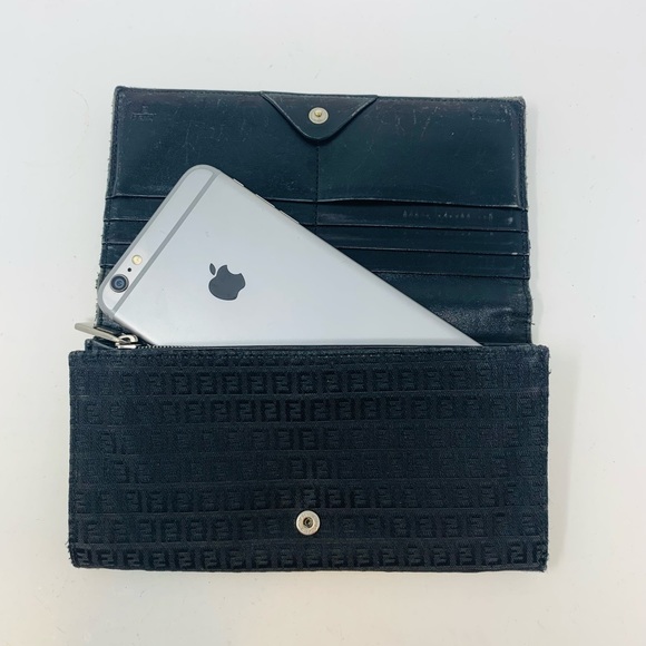 Fendi Wallet - Picture 3 of 10